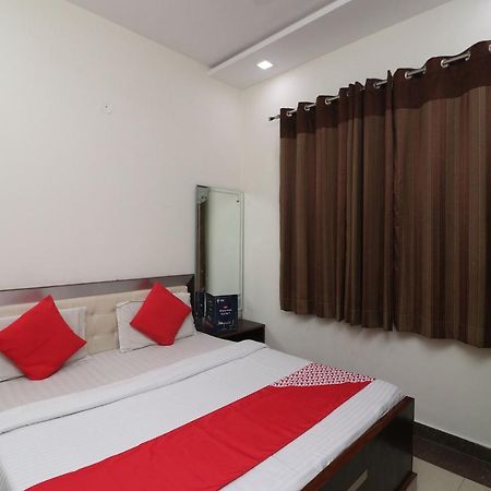 Oyo 24723 Hotel Atul Palace Agra  Exterior photo