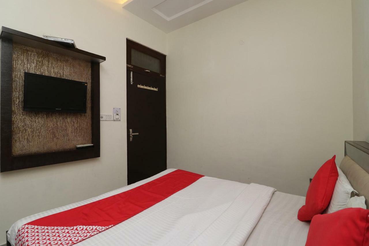 Oyo 24723 Hotel Atul Palace Agra  Exterior photo