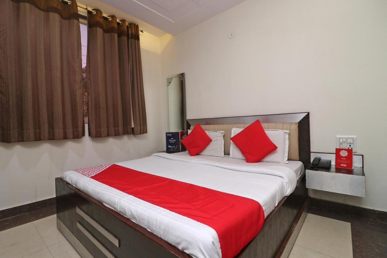 Oyo 24723 Hotel Atul Palace Agra  Exterior photo